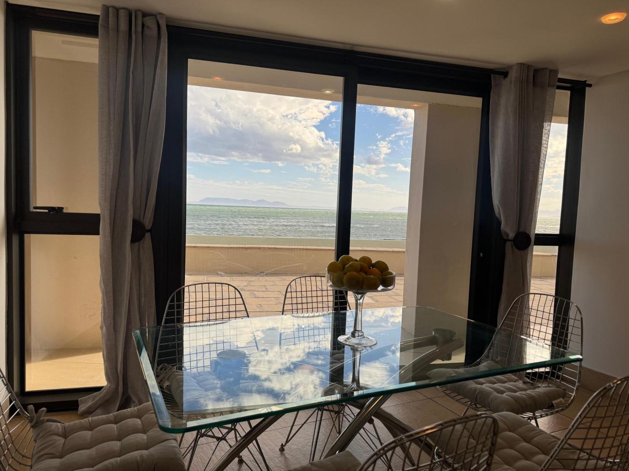 Loddey'S Self Catering Apartments - By Beach Collection Странд Экстерьер фото